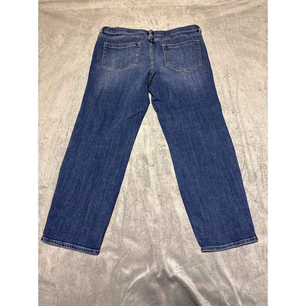 Vince Camuto Women Size 32/14 Denim Button Detail Jeans
